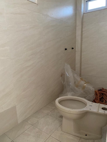 Venta Casa En Obra Con Excelente Vista En Madin