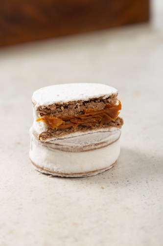 Alfajor Premium Blasus Dulce De Leche C/merengue 12un 900g