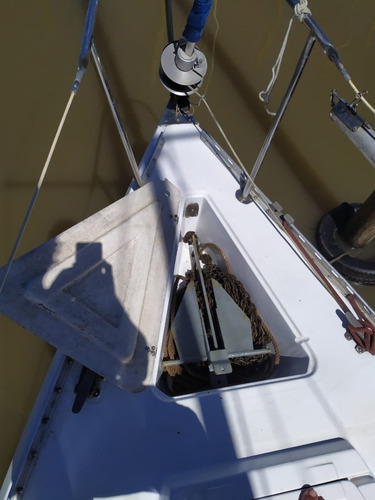 Imagen 10 de 20 de Velero Silver 25 Con Motor Honda 4 Tiempos 15 Hp