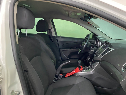 Imagem 13 de 15 de Chevrolet Cruze
