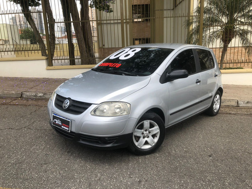 Volkswagen Fox 1.0 Route Total Flex 5p