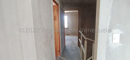 Imagen 25 de 30 de Casa En Venta En Terrazas De La Ensenada Barquisimeto Lara +++m.c * R-a-h N° +0-4-2-4- 5.5.6. 5.7. 5.9 *--**
