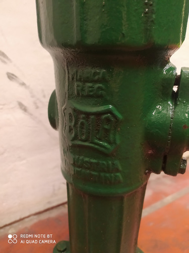 Bomba De Agua Antigua / Decoración. No Envio (Usado)