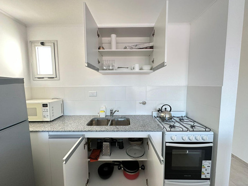 Departamento En Alquiler Con Muebles. 18 E/62 Y 63