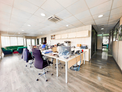 Imagen 1 de 17 de Edificio Con 19 Oficinas, Optimas Condiciones, Bajo Precio