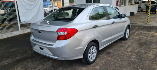 Imagen 5 de 15 de Ford Figo 2016 1.5 Energy Sedan Mt