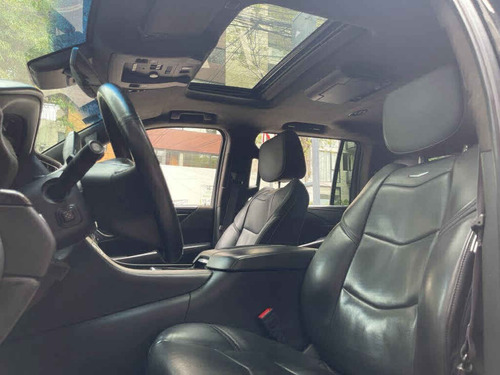 Imagen 10 de 15 de Cadillac Escalade 2016 5p Esv Platinum P V8/6.2 Aut