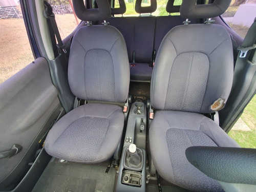 Imagen 4 de 8 de Mercedes Benz Clase A 1999 1.6 A160 Classic Manual