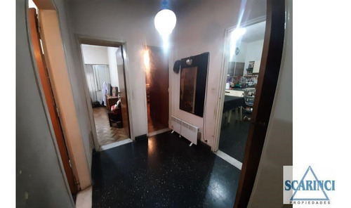 Padre Silberman Al 1300 - S. Lugares.- Casa Ideal Para 2 Familias.