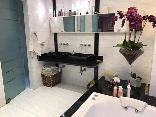 Imagen 20 de 25 de Venta De Casa En Echeverria Del Lago - Canning