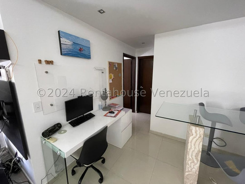 Apartamento En Alquiler En Terrazas Del Avila De 69 Mtrs2 Pd