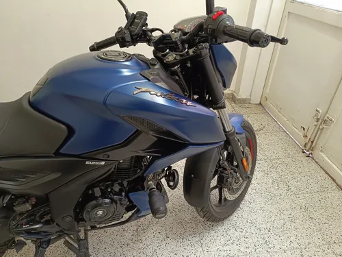 Pulsar N160 Azul Mate 2025 Con Alarma Y Sensor De Proximidad