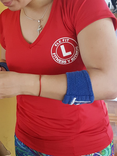 Remera Entrenamiento Escote V