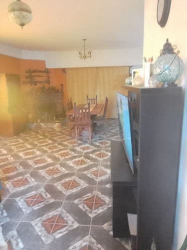 Venta Casa Quinta De Cinco Dormitorios En La Reja