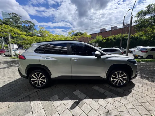 Toyota Corolla Cross 2022 Seg 1.8cc Hibrido At 15.000kms