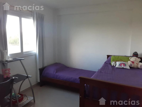 Imagen 4 de 7 de Departamento 2 Dorm, Balcón Terraza, Con Asador Y Cochera En Yerba Buena