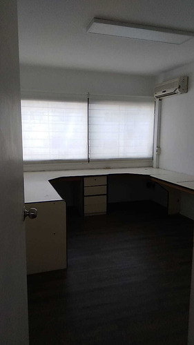 Imagen 13 de 13 de 3 Unidades Para Oficina,140m2, Ciudad Vieja!!