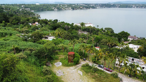 Terreno Con Vista Al Lago De Tequesquitengo