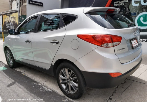 Imagen 8 de 15 de Hyundai Ix35 Gls 2015