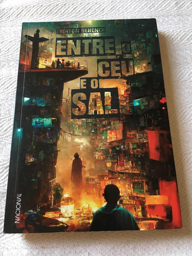 Livro: Entre O Céu E O Sal