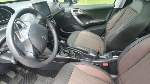 Peugeot 2008 Feline 1.6 Vti