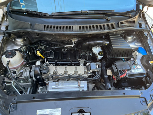 Imagen 24 de 24 de Volkswagen Suran 1.6 Track