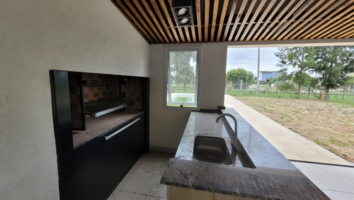 Casa En Venta En Barrio San Lucas Canning San Vicente