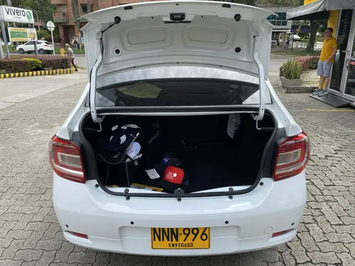 Renault Logan 1.6 Zen Mecánico