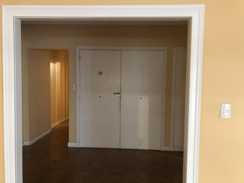 Imagen 3 de 21 de Súper Oportunidad En Departamento ! 270 M2 Con Cochera.