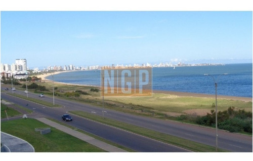 Apartamento En Mansa, 2 Dormitorios -ref:10234