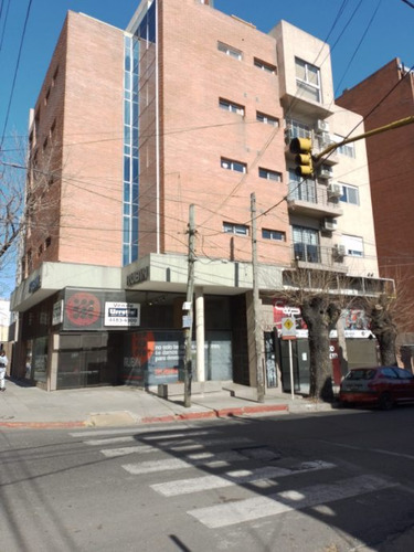 Local En Venta En Moron Centro