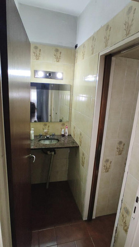 Casa De 4 Ambientes A Un Super Precio En Tablada