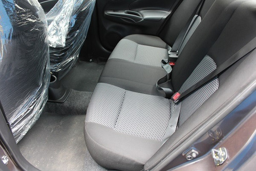 Nissan Versa Conforto 1.0 12v - Financiamento Bom Oferta
