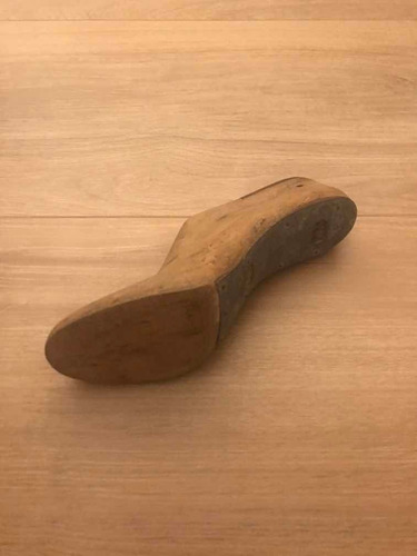 Forma Sapateiro Antiga Para Decoração Em Madeira