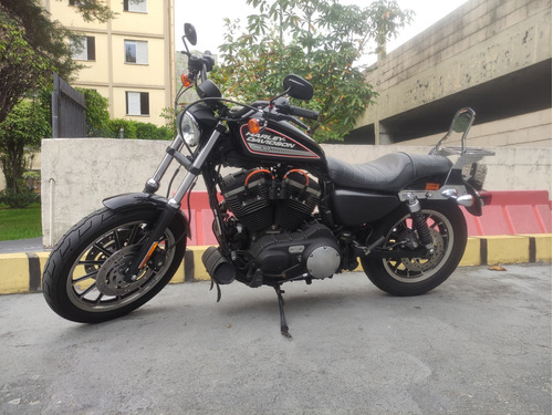 Harley Davidson  Sportster 883 R