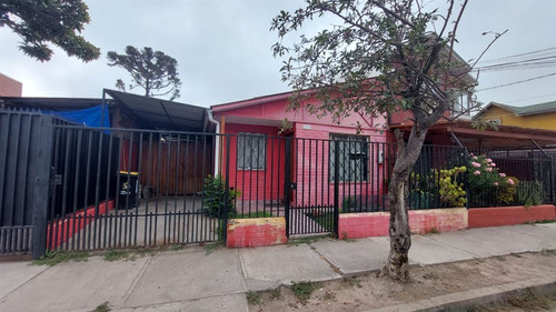 Casa En Venta De 3 Dorm. En Maipú