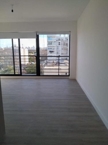 Imagen 5 de 18 de Monoambiente Con Amenities, Nuevo, Bv Artigas Y Maldonado, Piscina, Gim, Barbacoa, Renta !!