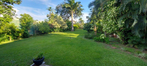 Meb Venta Moderna Casa Con Amplio Terreno De 1.500m2 Villas Laguna Club Guataparo Valencia 254649