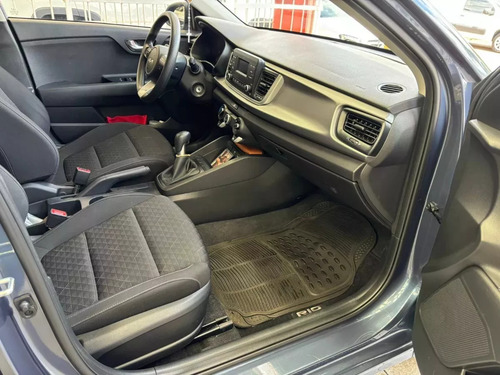 Kia Rio 1.6 L Sedan Mt
