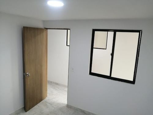 Imagen 6 de 15 de Apartamento En Venta Campo Valdes 1074-790