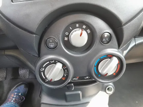 Nissan Versa 1.6 Drive Mt