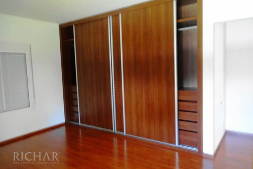 Casa 4 Dormitorios Venta, Máxima Categoría