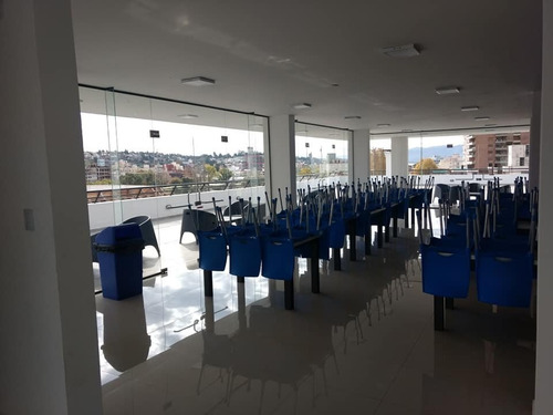 Venta Departamento 2 Dormitorios - Pileta - Cochera