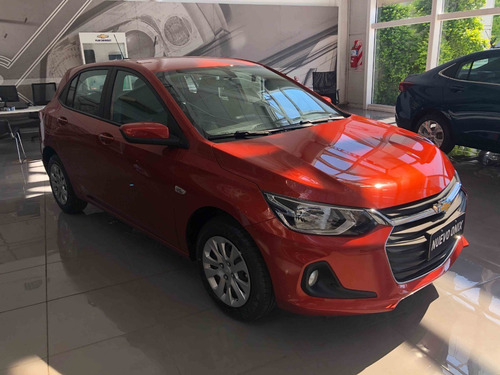 Imagen 2 de 11 de Chevrolet Onix Lt Tech 2023 0km 5p