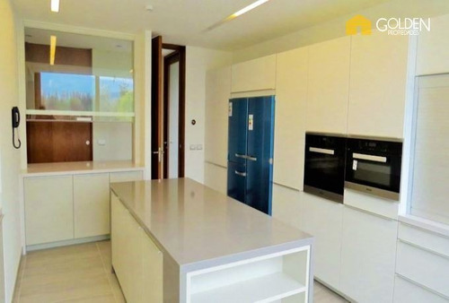 Imagen 13 de 17 de Departamento En Venta En Lo Barnechea