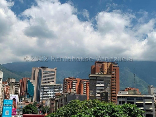 Excelente Edificio De Oficinas ! En La Zona De Más Movimiento De Colinas De Bello Monte. Con Más De 4400 Mtrs2 !!  En Venta Colinas De Bello Monte Mls #23-13903  Francis Zeppieri 29/09