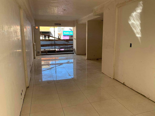 Imagen 5 de 12 de Departamento - Pb - Pichincha De 2 A 3 Dormitorios 230m2