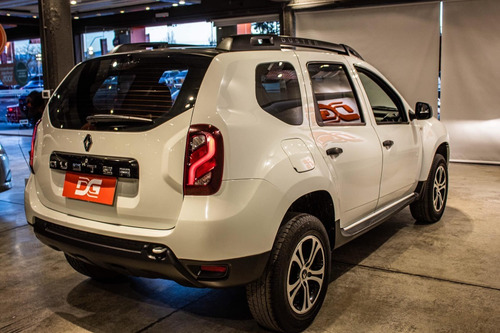 Imagen 3 de 15 de Renault Duster Expression 1.6n 122.000km 2016 Blanco