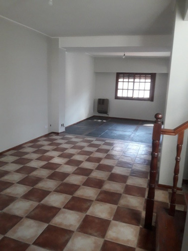 Imagen 4 de 14 de Casa En Venta En Lanus Este