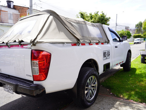 Imagen 5 de 18 de Nissan Np300 Gasolina 4x2